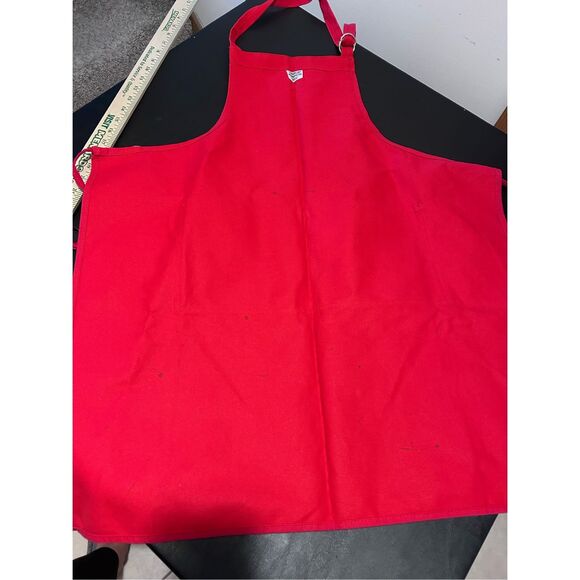 Red Printed Holiday Christmas Apron Matching Hotpads Large Pockets Adj Neck USA - Picture 2 of 10